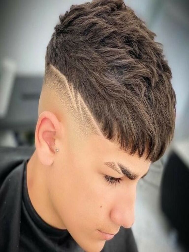 Corte de cabelo moicano disfarçado baixo - StyleBR